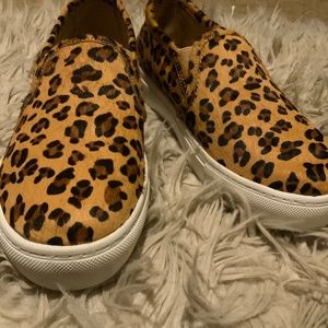 Mia leopard sneakers